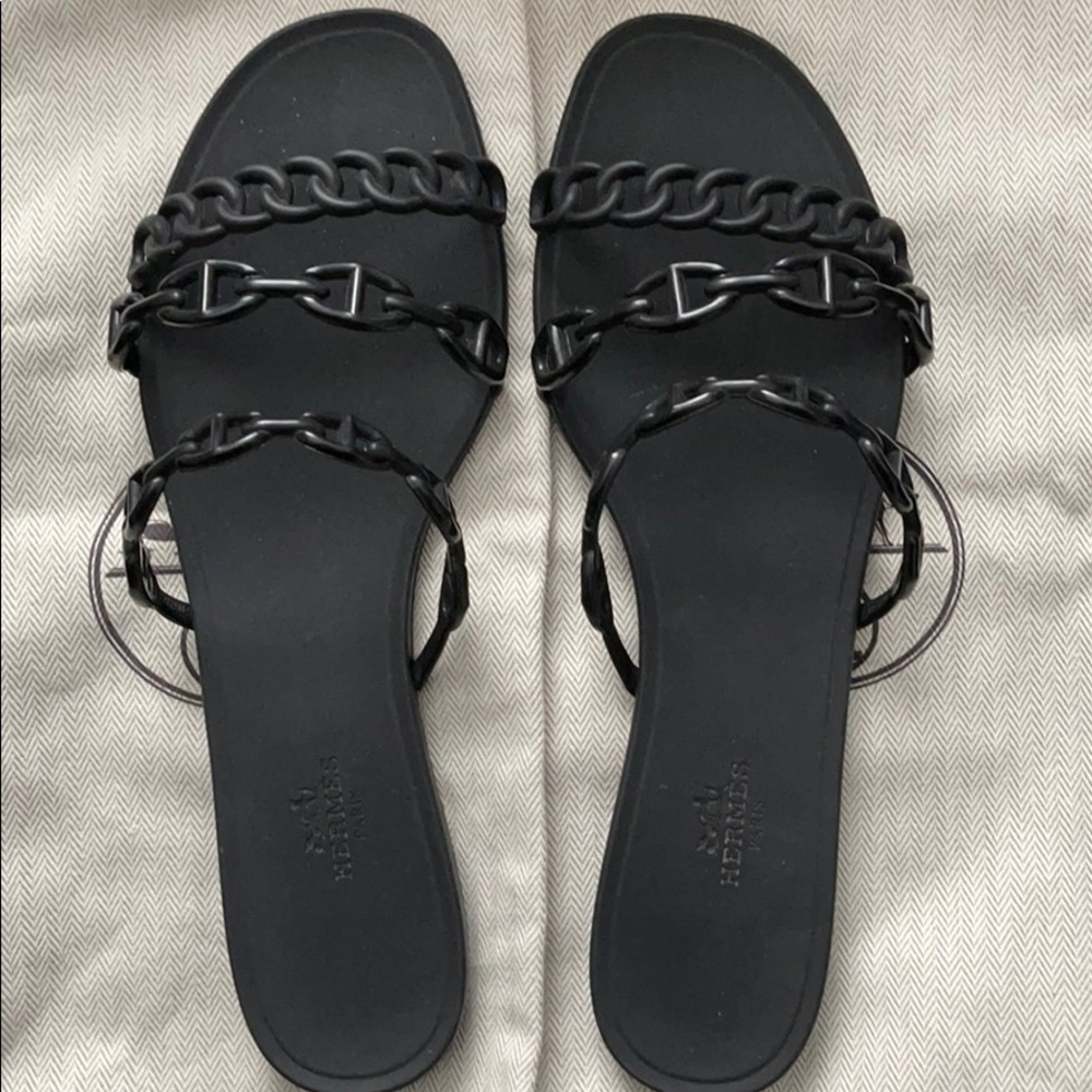 Hermès Rivage Sandals - Picture 2 of 8